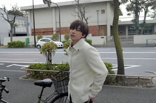 男爱豆吃瓜爆料图片高清,高清揭秘娱乐圈幕后真相