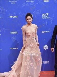 红毯明星网红差距,璀璨与光晕的差距解析