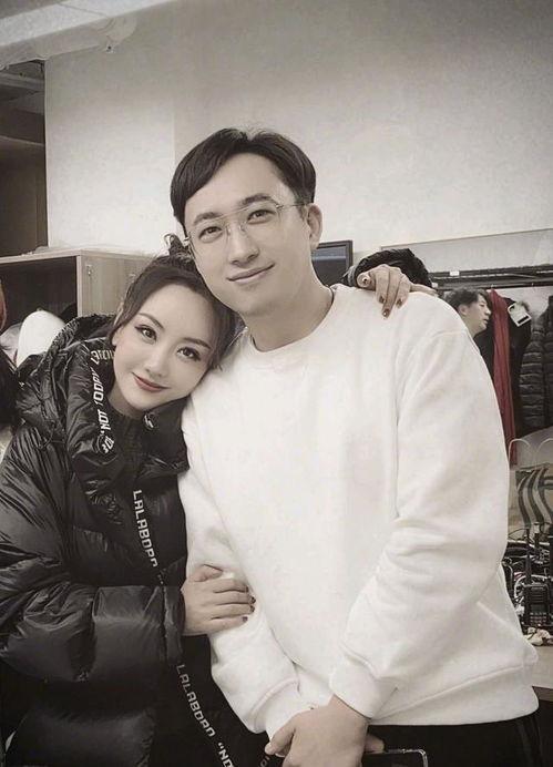 明星网红偷衣服,揭秘明星隐私泄露背后的网络伦理争议