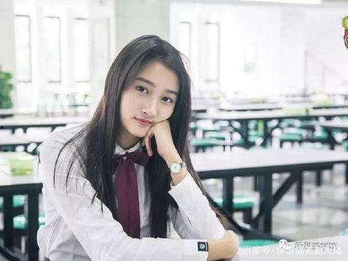 吃瓜爆料杨芸晴视频播放,吃瓜群众揭秘幕后真相