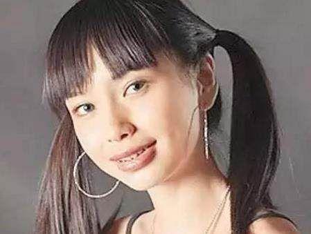 歪嘴女明星网红,独特魅力征服网友，揭秘她的网红之路